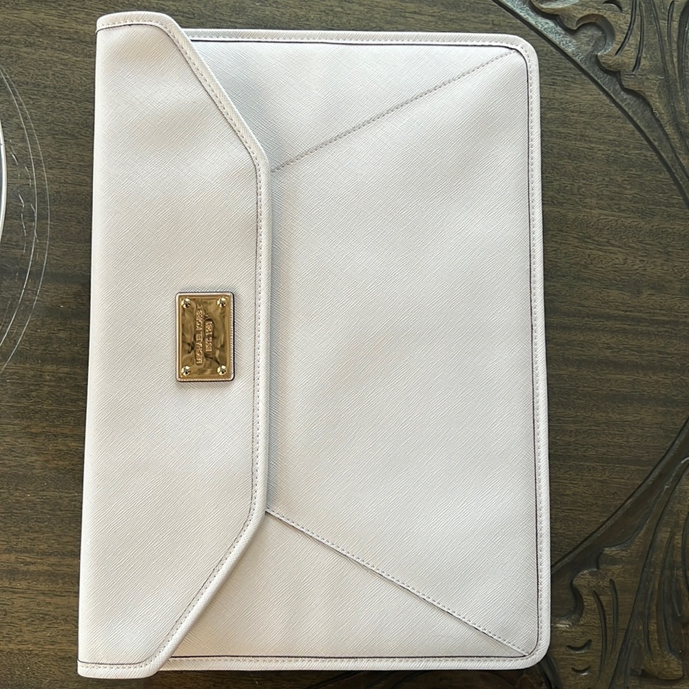 NWOT Michael Kors Laptop/tablet case